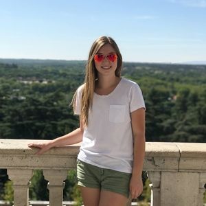 Meet your Posher, Lindsey